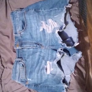 Jean shorts with rips